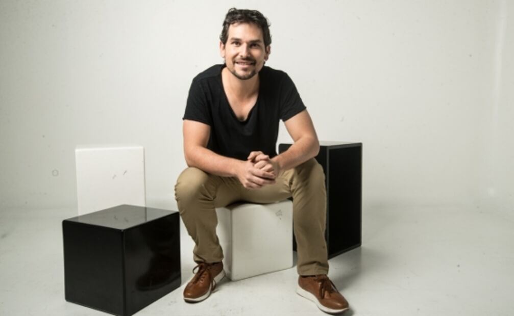 Alan Estrada regresa entre amigos 