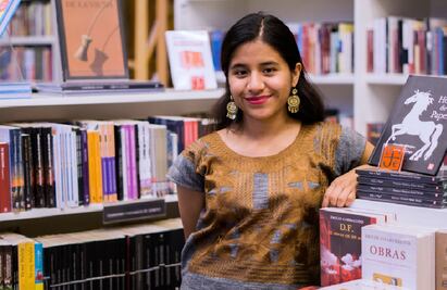 Alumna de la UNAM impulsa lectura con bibliotecas comunitarias en Oaxaca