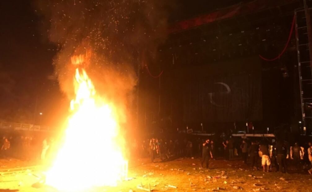 Knotfest se sale de control por retrasos de Evanescence y Slipknot