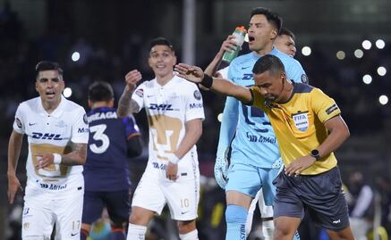 Los Pumas explotan contra el arbitraje en la Concachampions