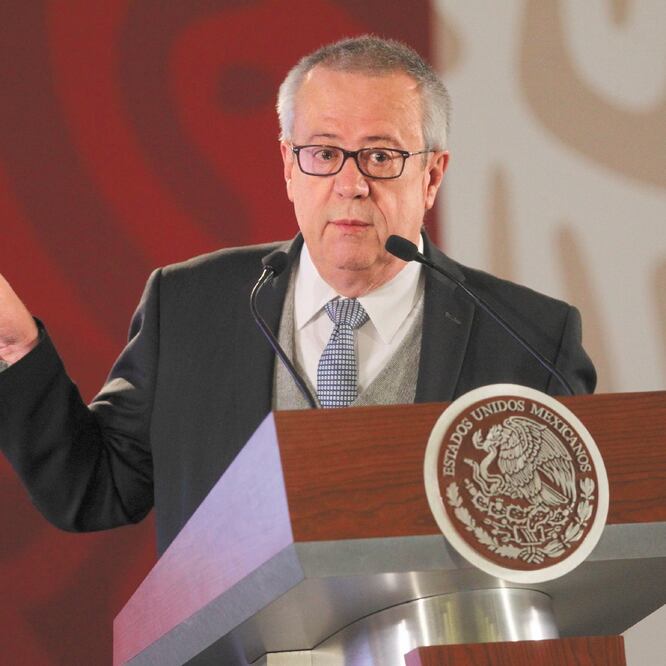 El secretario de Hacienda, Carlos Urzúa, manifestó que ni él ni su cónyuge tiene relación alguna con el ramo petrolero a través de empresas o un simil. ARCHIVO EL UNIVERSAL