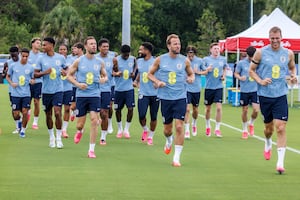 Inglaterra sufre aparatoso robo, previo a su debut en el Mundial 2026; policía investiga el caso