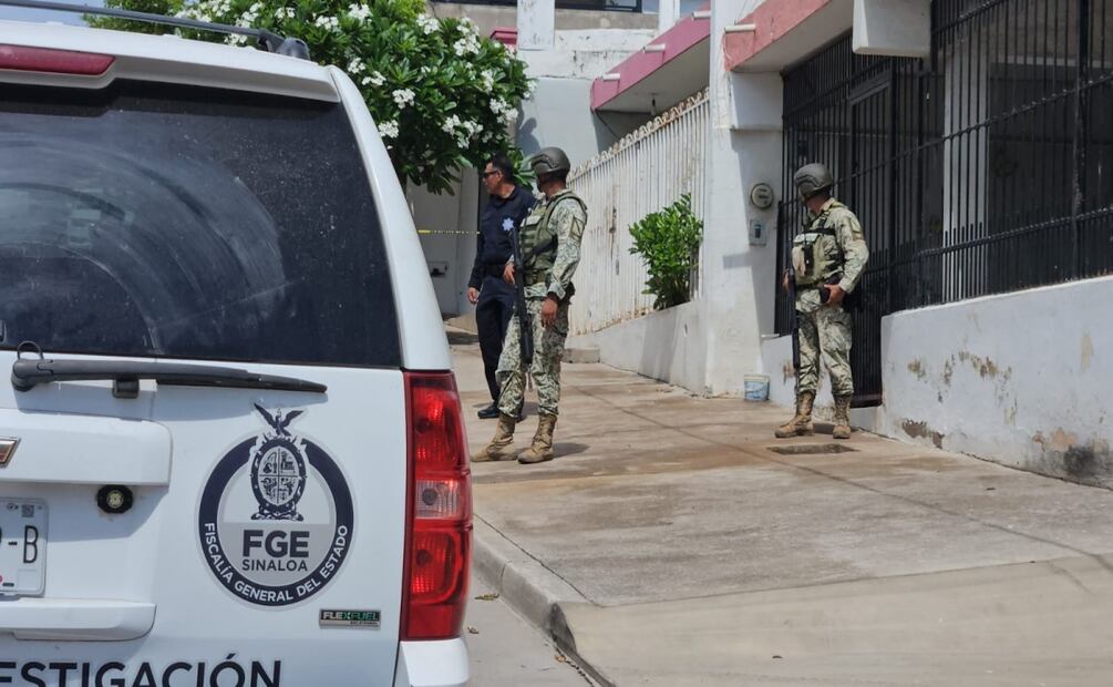 Ataque armado deja un joven muerto y su padre herido; hombres armados disparan contra vivienda en Culiacán. Foto: Especial