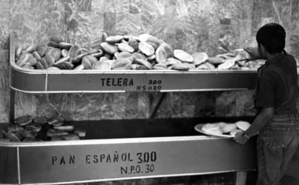 ¿Cómo llegó el bolillo a la dieta chilanga?