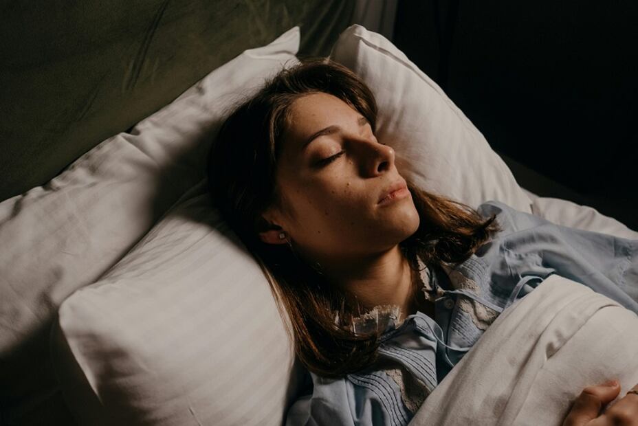 Mejora tus hábitos con la tecnología para no dañar tu ciclo de sueño. Foto: Pexels