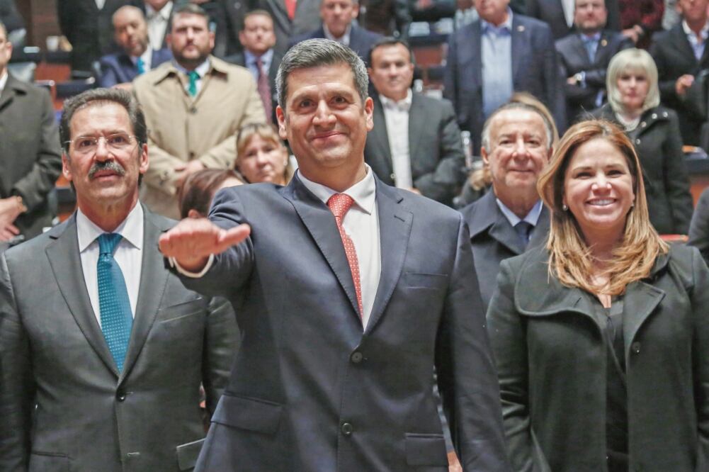 Héctor Marcos Díaz-Santana rindió protesta en el Senado como nuevo titular de la Fiscalía Especializada para la Atención de Delitos Electorales. (CUARTOSCURO)