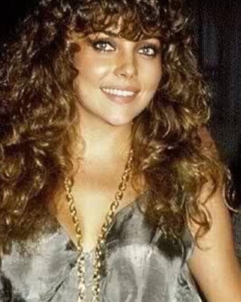 Verónica Castro cumplió 70 años pero así se veía a sus 15 en los inicios de su carrera