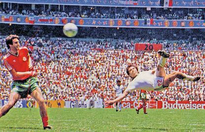 Negrete, el mejor gol en la historia de los Mundiales