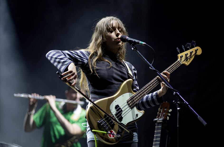 El sonido de Black Country, New Road fusiona post-punk, rock experimental y jazz, evolucionando hacia arreglos bucólicos y armonías vocales compartidas. Hugo Salvador/ El Universal