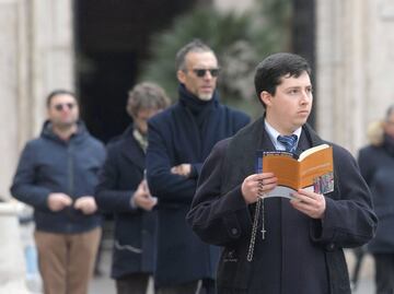 Revela Vaticano código secreto para sacerdotes con hijos