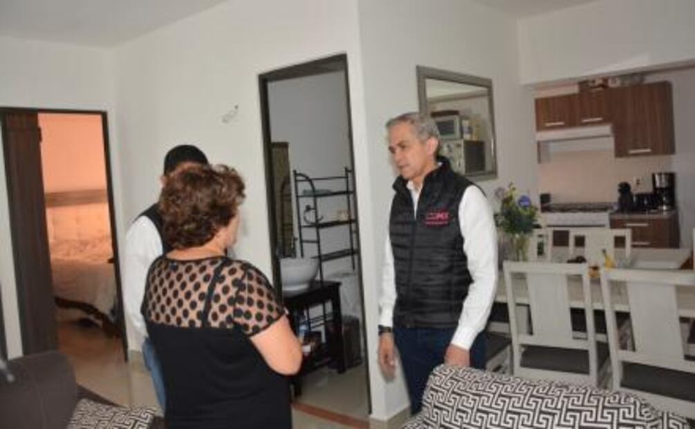 Mancera supervisa reparación de unidad dañada por sismo en Azcapotzalco