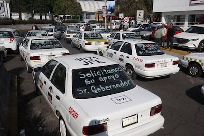 Protestan taxistas de las 4 regiones del Edomex por concesiones
