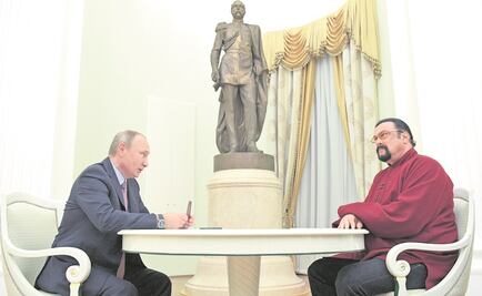 Steven Seagal ahora servirá a Rusia y a Vladimir Putin