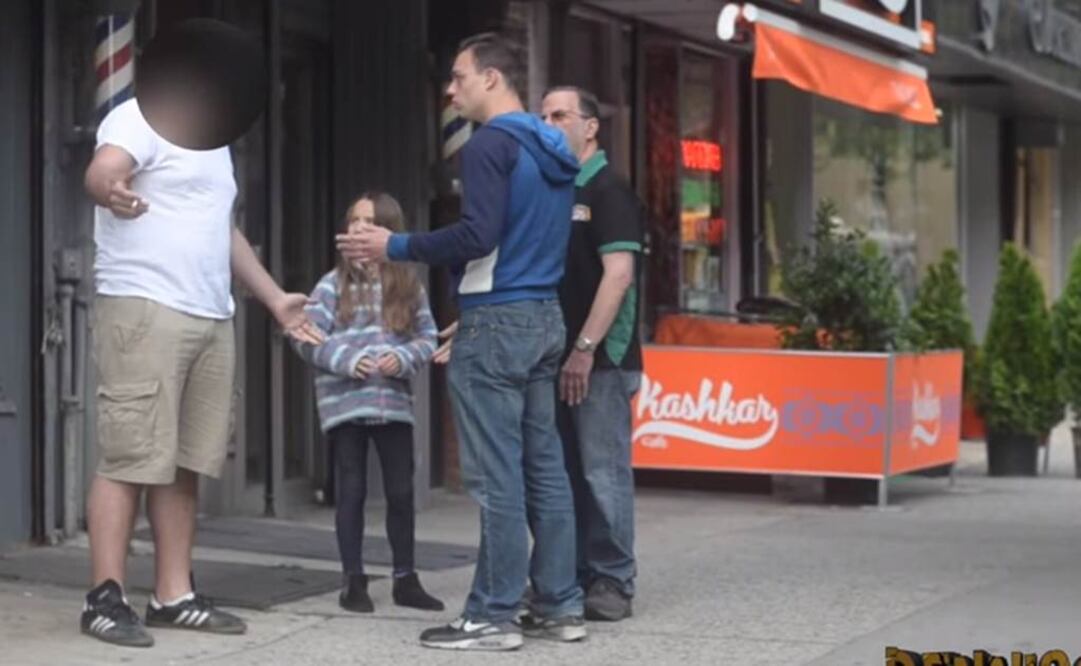 Cuando avisaron a la policía descubrieron que el sujeto había sido denunciado por pedofilia