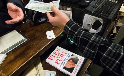 Libro se agota en su primer día a la venta