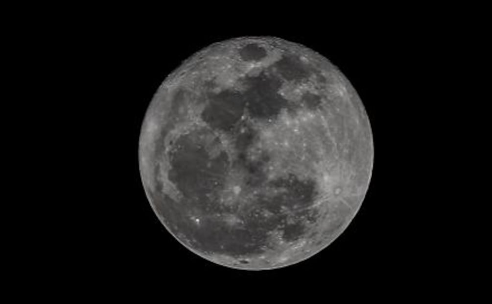 Para ver la superluna no se requiere equipo especial. Foto: Archivo EL UNIVERSAL