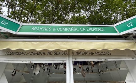Librería feminista retira libros de Carmen Mola tras resultar ser el seudónimo de tres hombres