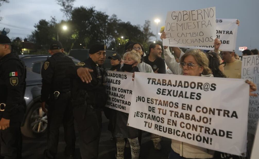Manifestación por la reubicación de trabajadoras sexuales. Foto: Especial.