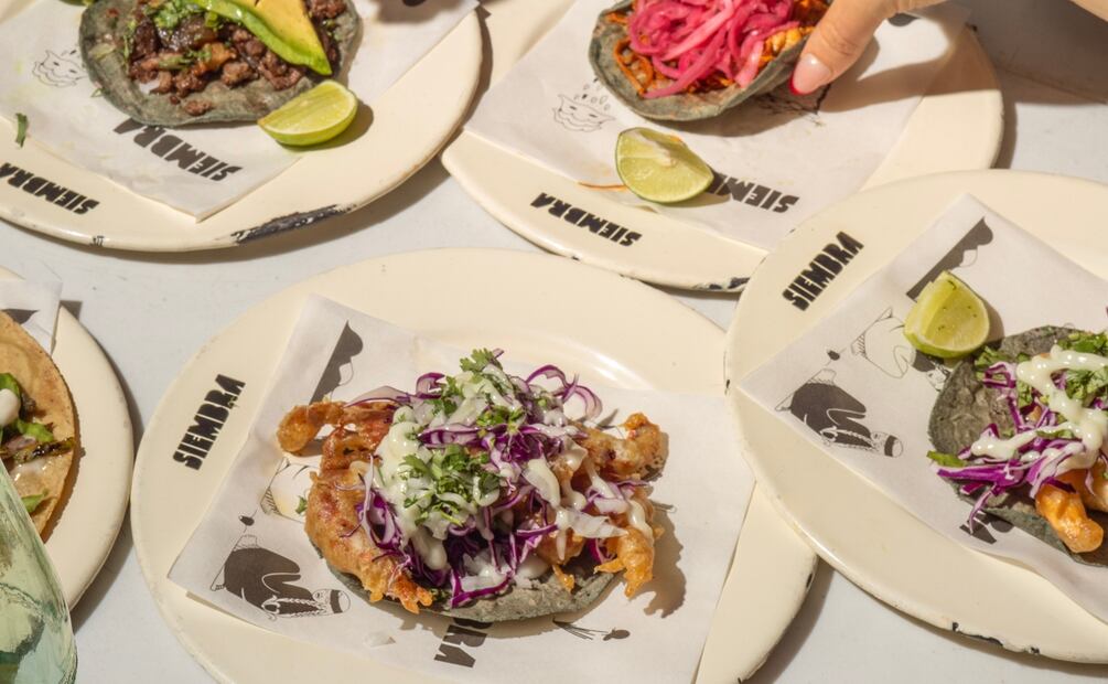 Tacos con tortilla de maíz endémico. Foto: cortesía Siembra Taquería y Ana Lorenzana