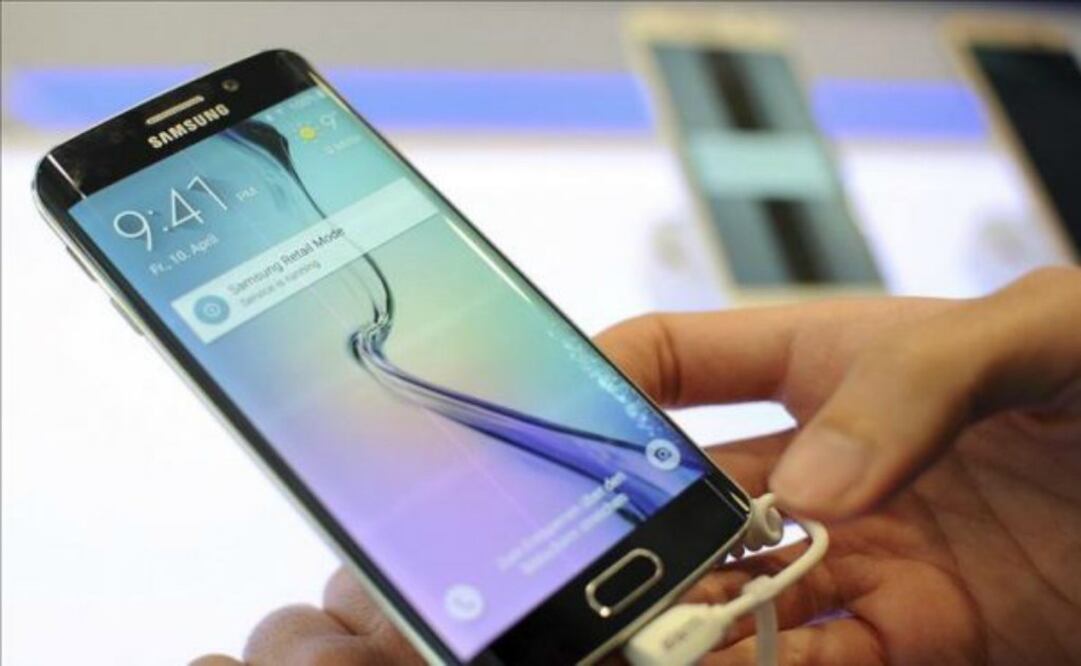 Una vez que se empezó a vender en México se ha convertido en el más vendido en el país en la gama de teléfonos premium