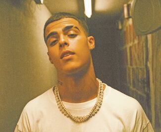 Lunay dejó el futbol por la música; hoy es vocero de las relaciones casuales