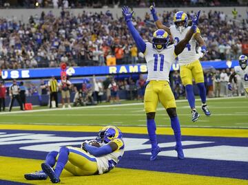 Rams debuta en la temporada de la NFL con victoria sobre Chicago