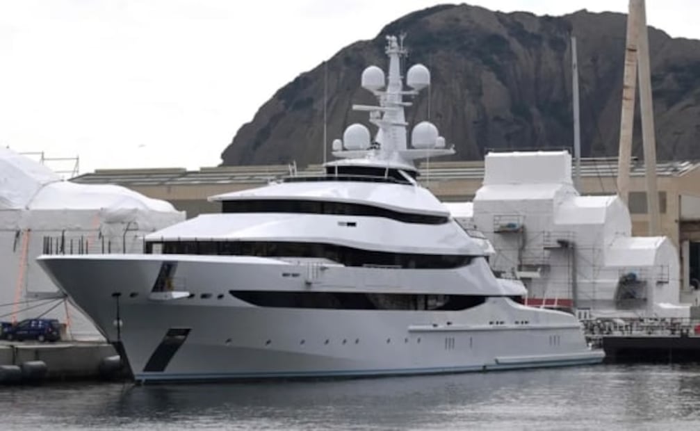 Incautan a millonario ruso el yate más grande del mundo