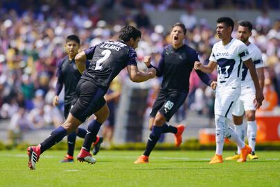 Chivas deja ir el triunfo ante Pumas en el Olímpico Universitario