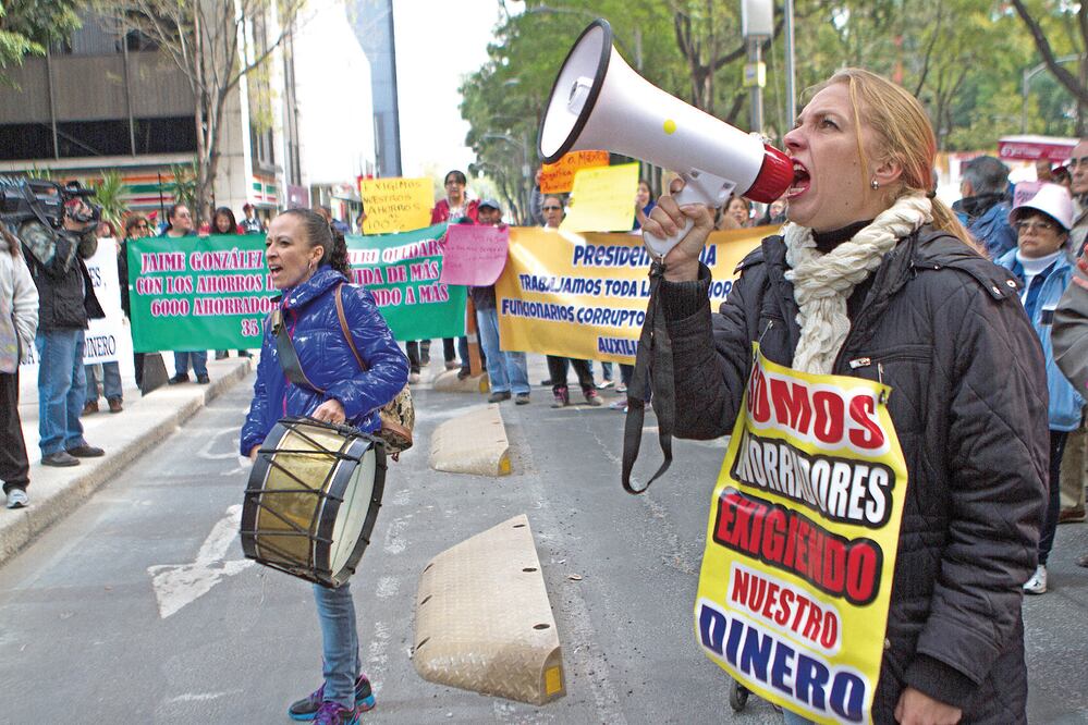 En México aún se da la corrupción, porque hace falta que las empresas sepan el historial de los actores con los que hacen negocios, asegura LexisNexis. Foto: ARCHIVO EL UNIVERSAL