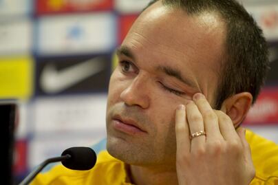 France Football ofrece disculpas por no otorgar Balón de Oro a Iniesta 