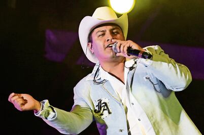 Julión Álvarez abarrota el Auditorio