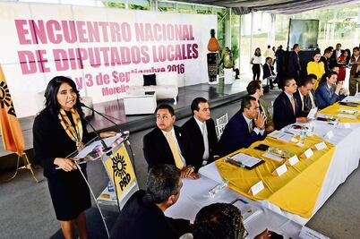 PRD impulsará bodas gay y legalización de la marihuana