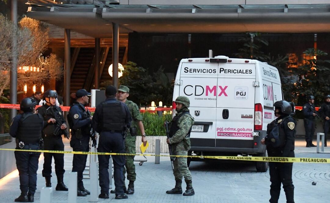 The two Israeli men were murdered in a restaurant in Mexico City last week - Photo: Stringer/REUTERS
