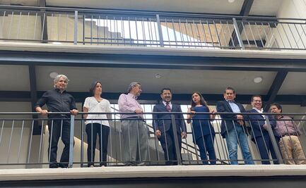 Martí Batres visita unidad habitacional en Miguel Hidalgo; en el lugar ocurrió una explosión hace más de 2 años