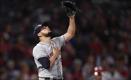 Osuna logra ser el primer mexicano campeón en salvamentos