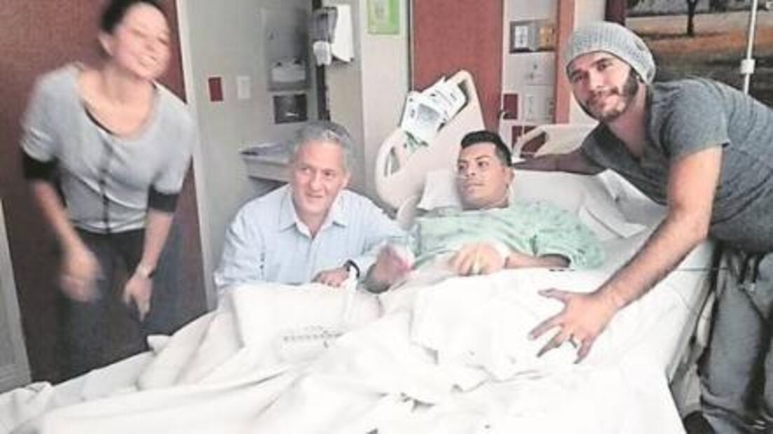 Vi caer cuerpos y me lancé al suelo: sobreviviente de Orlando