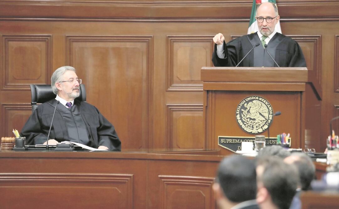 José Ramón Cossío Díaz (en el estrado), ayer en su último día como ministro de la Suprema Corte de Justicia de la Nación. Foto: IVÁN STEPHENS. EL UNIVERSAL