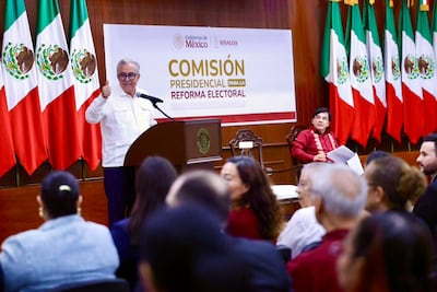 Rubén Rocha Moya asegura que se tiene que disminuir los altos costos en procesos electorales