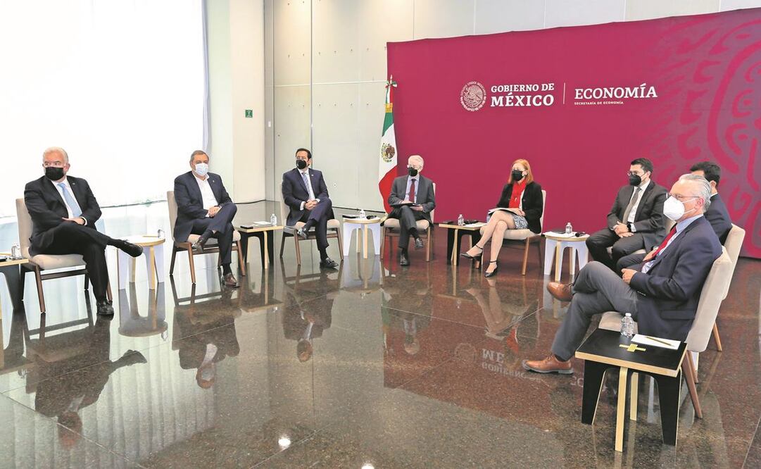 La titular de la Secretaría de Economía, Tatiana Clouthier, y representantes de la iniciativa privada, mencionaron que la política industrial se presentará en marzo y que ya se trabaja en su elaboración. Foto: Cortesía.