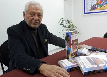Senado guarda un minuto de silencio en memoria del escritor Enrique González Pedrero