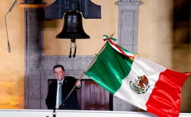 Giovani Gutiérrez da Grito de la Independencia en Jardín Hidalgo de Coyoacán; asisten más de 100 mil personas