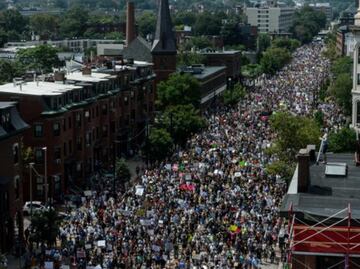 Thousands protest against racism in Boston; 8 people were arrested