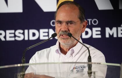 Senado pide a Ejecutivo reactivar flujo comercial en frontera norte