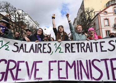 Oposición en Francia presenta mociones de censura contra gobierno por reforma de pensiones