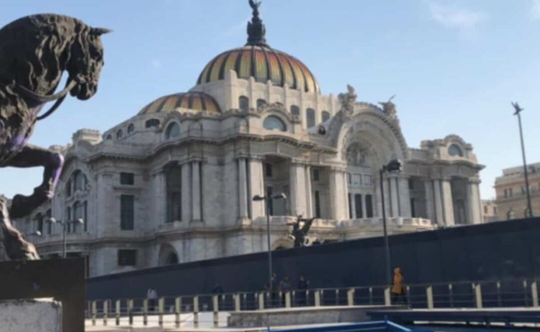 La jefa de Gobierno dijo que se colocarán vallas para proteger los monumentos Foto: Archivo