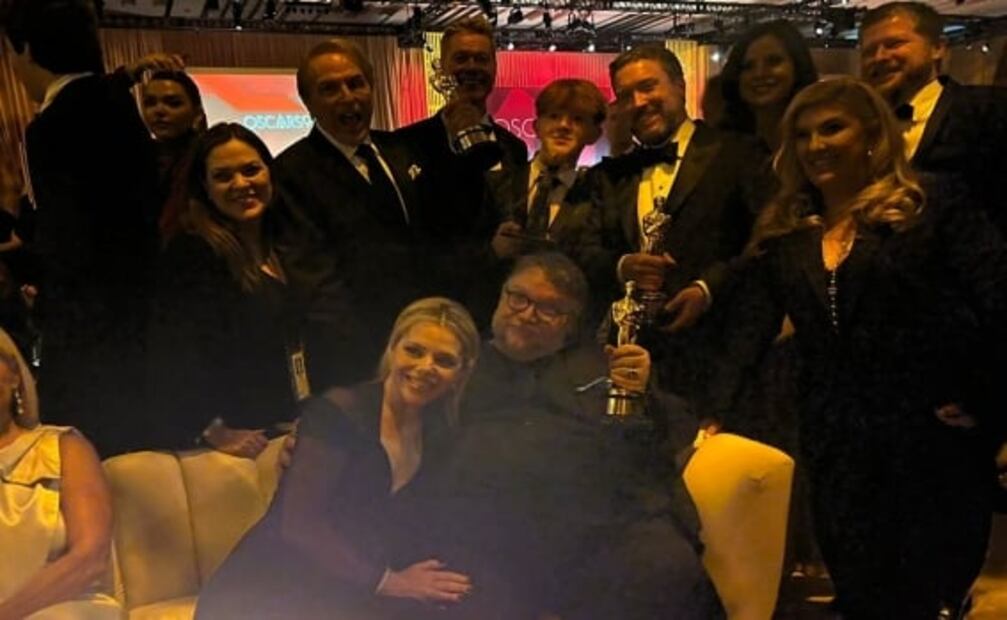 Guillermo del Toro y su Oscar, entre los invitados principales a la fiesta de La Academia