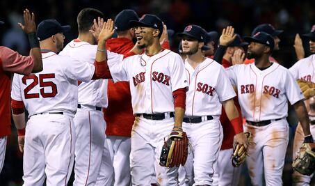Boston consigue su victoria número 100