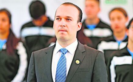 Atletas de la FMN callan en “caso Todorov” 