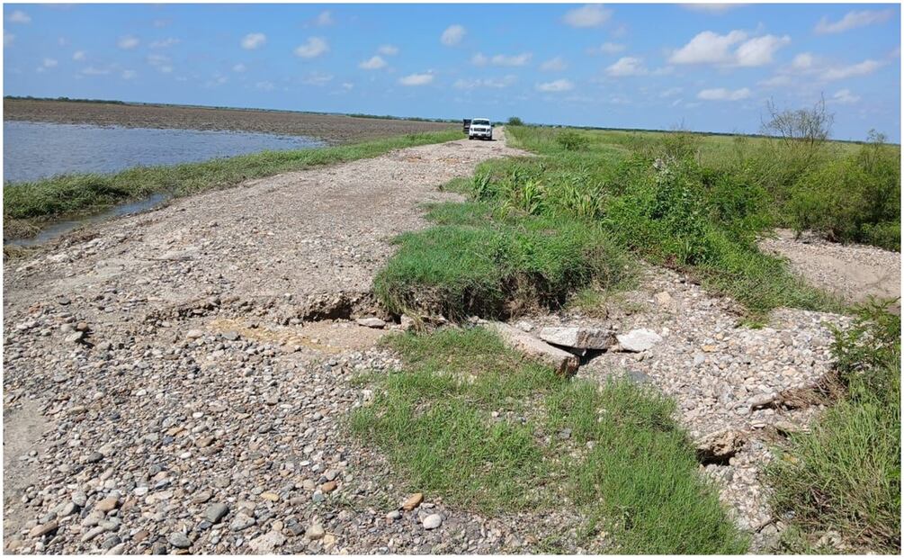 Habitantes de 4 municipios de Tamaulipas piden apoyo para reconstruir puntos carreteros afectados por tormenta (19/09/2024). Foto: Especial