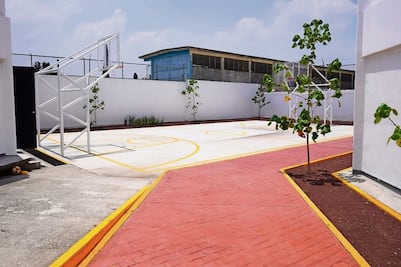 Ciudad Neza abre refugio temporal